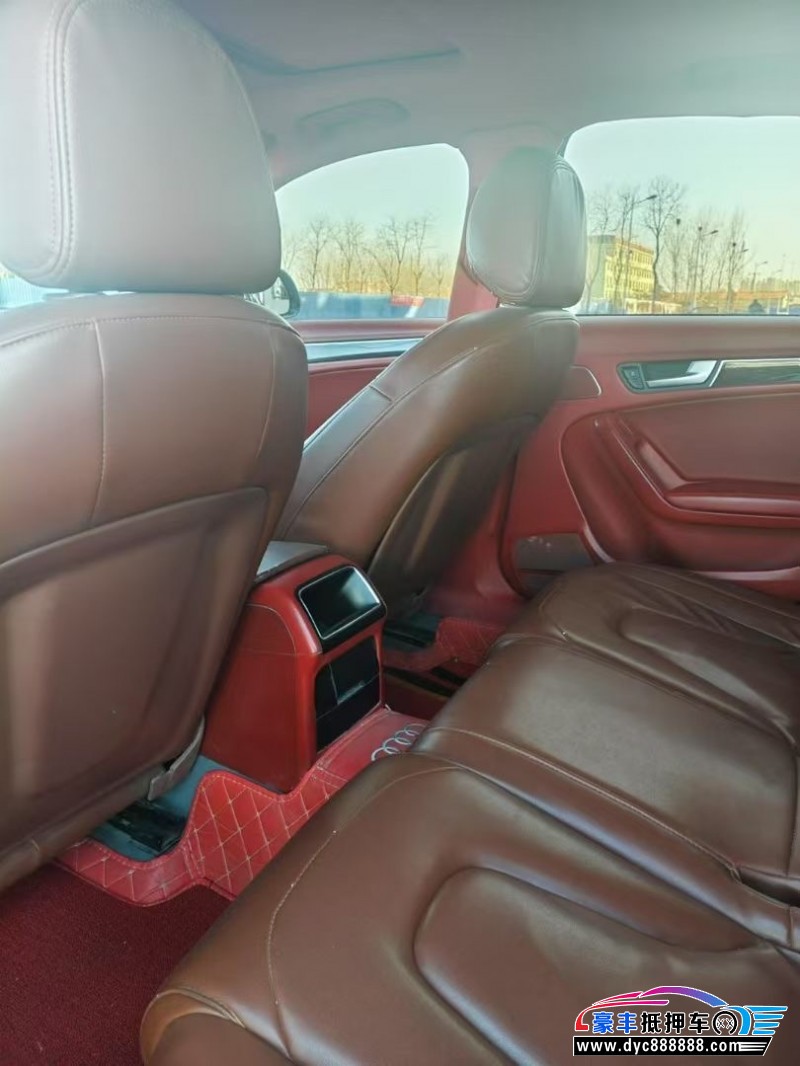 12年奥迪A4L轿车抵押车出售