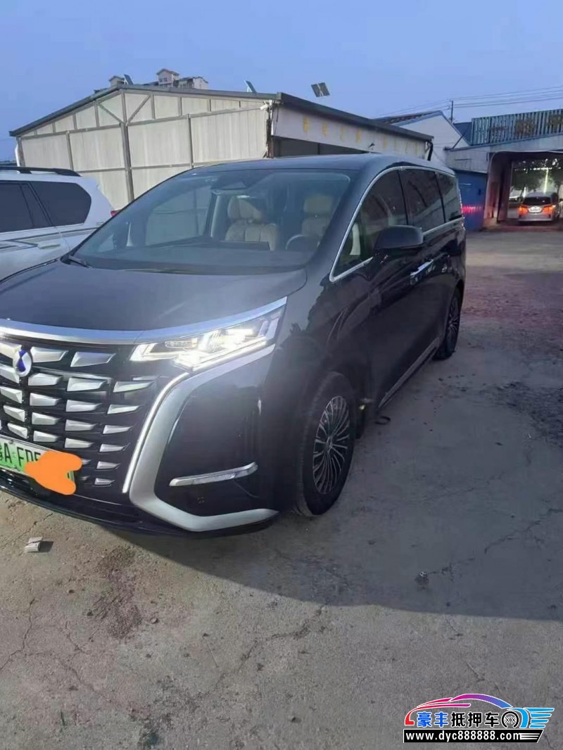 23年腾势D9MPV抵押车出售