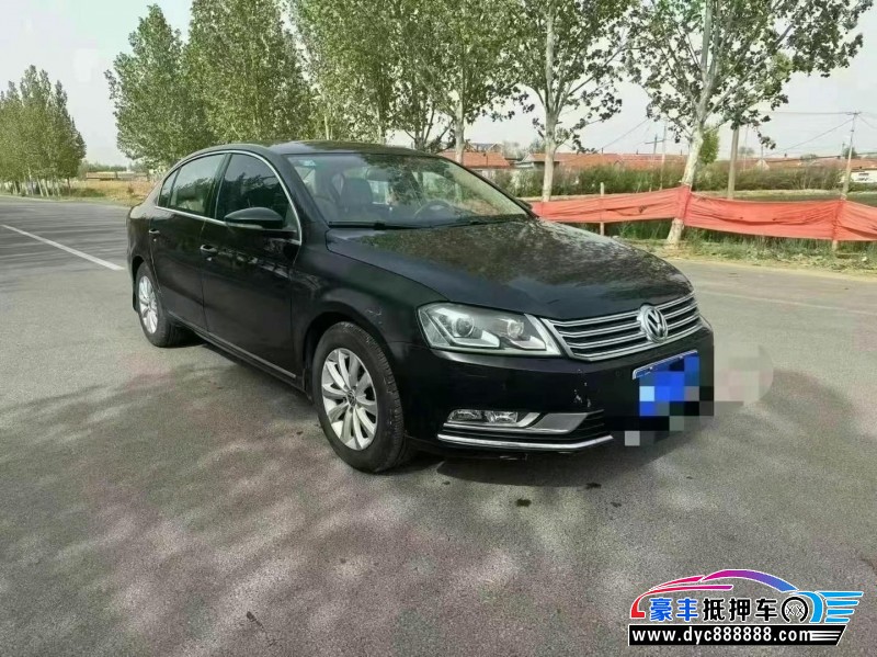 13年大众迈腾轿车抵押车出售