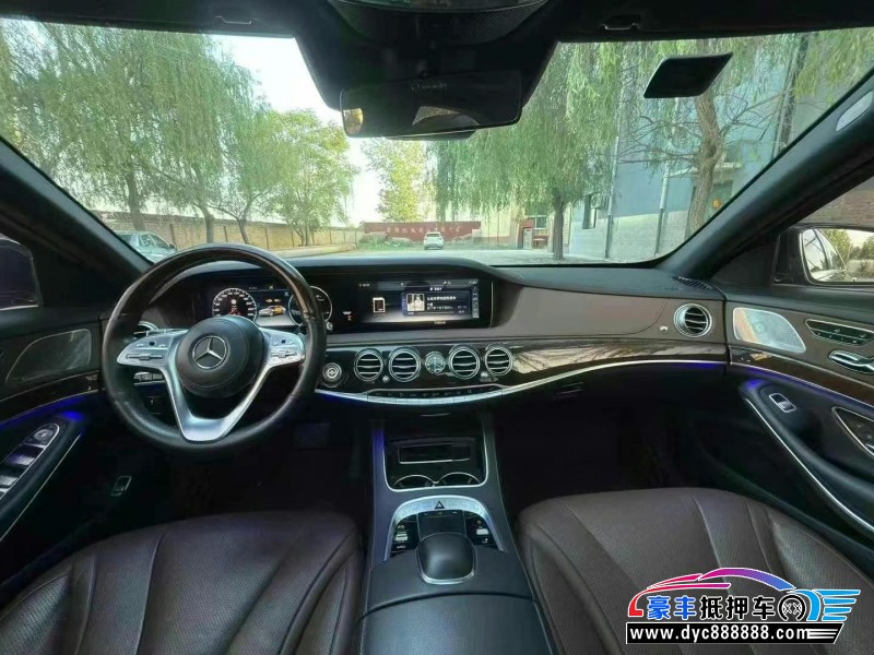 19年奔驰S轿车抵押车出售