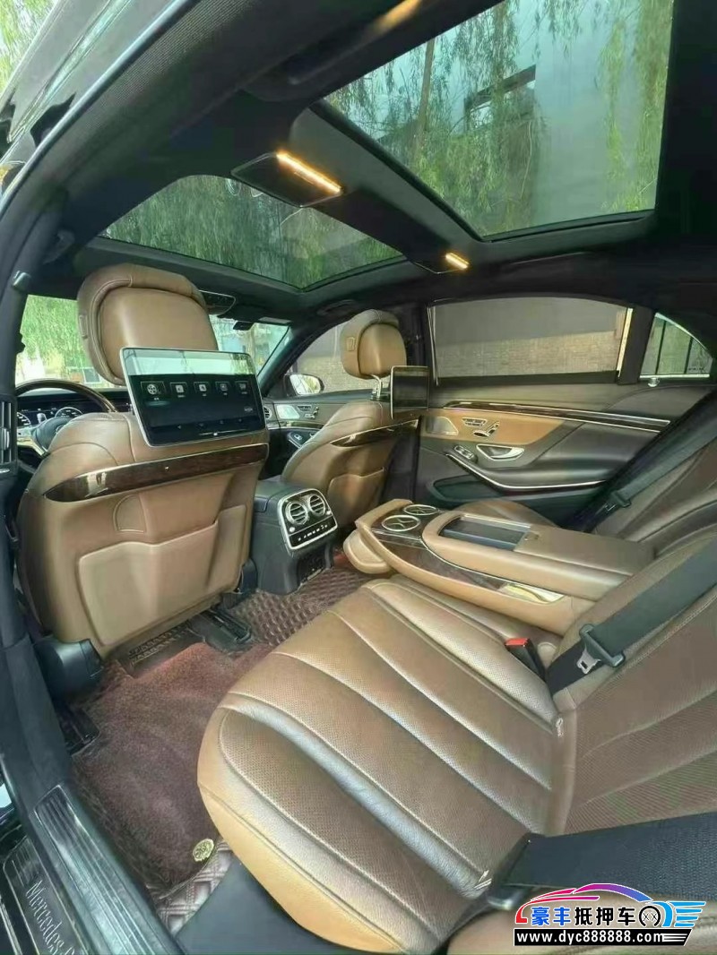 19年奔驰S轿车抵押车出售