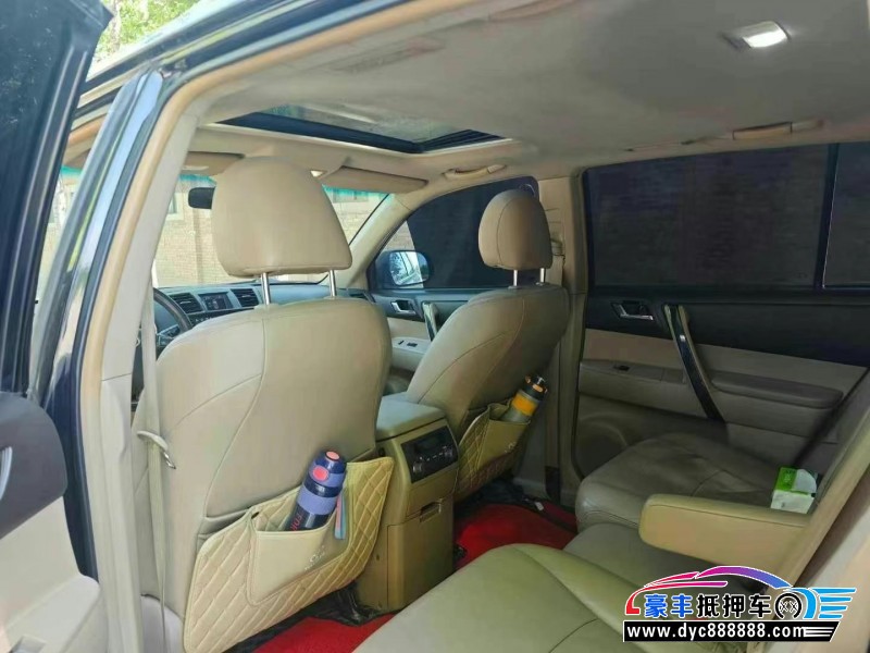 11年丰田汉兰达轿车抵押车出售