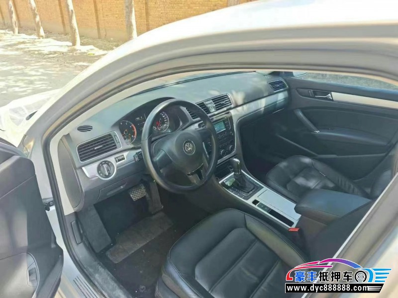 14年大众帕萨特轿车抵押车出售