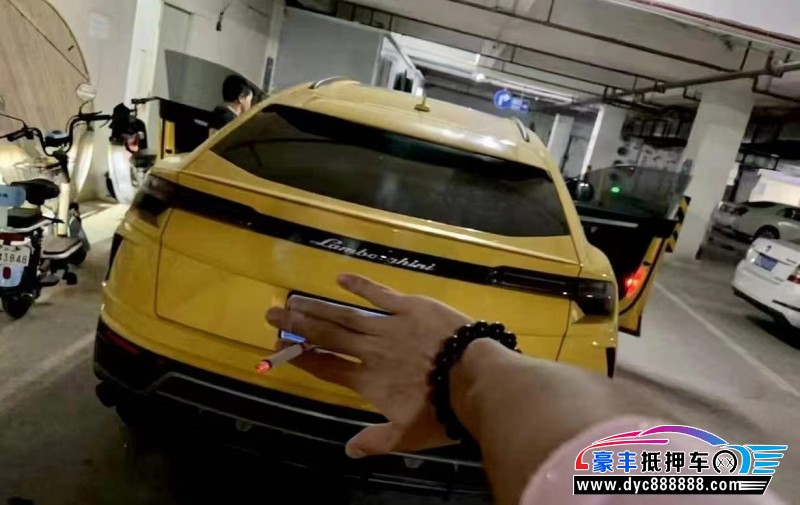 21年兰博基尼Urus轿车抵押车出售