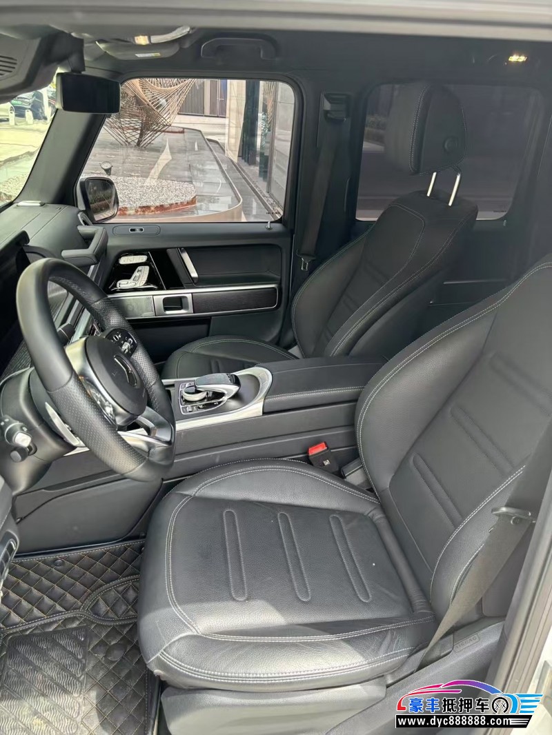 23年奔驰G轿车抵押车出售