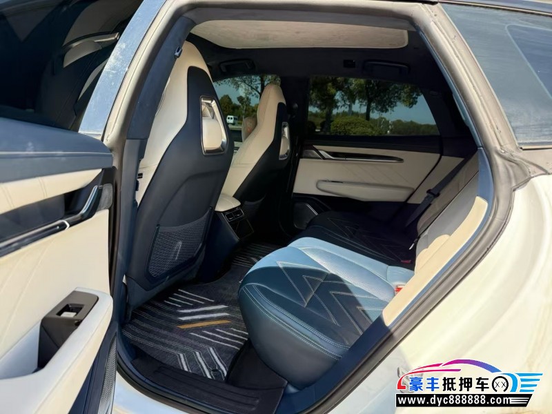 23年极氪001轿车抵押车出售