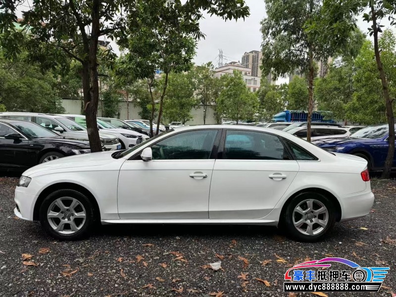 09年奥迪A4轿车抵押车出售