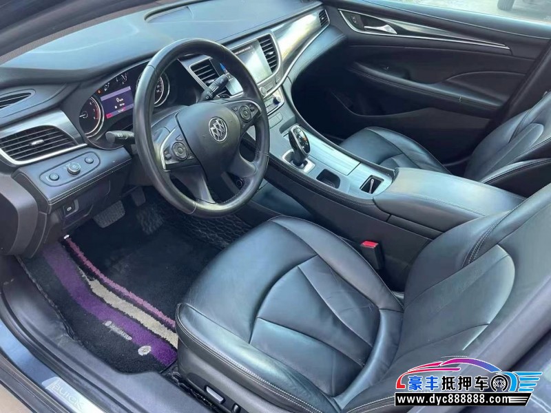 20年别克君越轿车抵押车出售