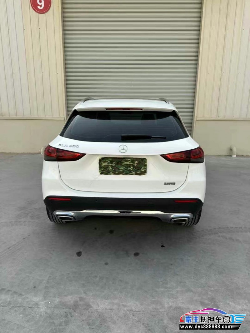 21年奔驰GLA轿车抵押车出售