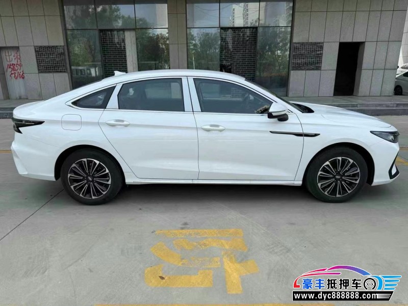 25年奇瑞风云轿车抵押车出售