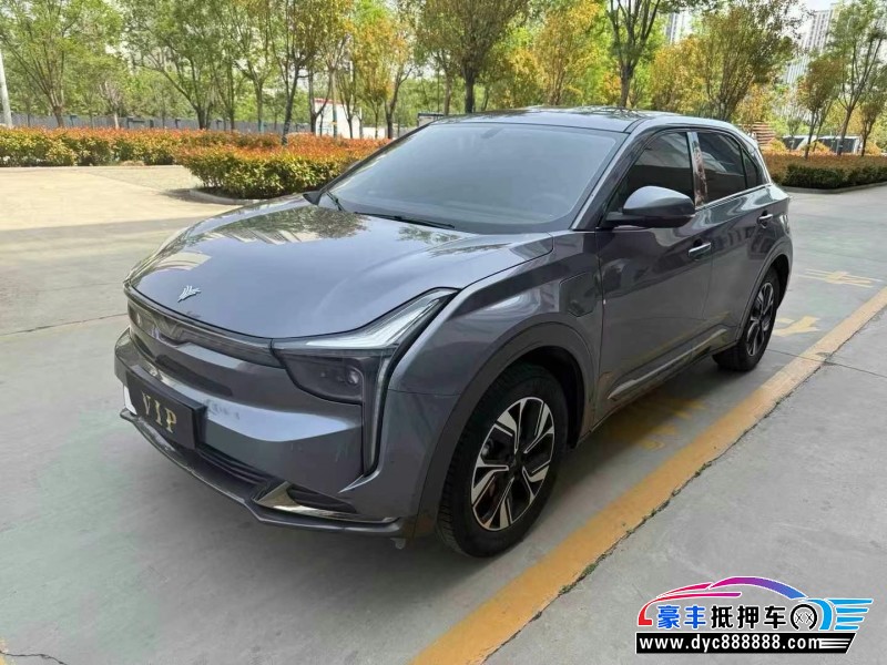 23年哪吒u-ll400轿车抵押车出售