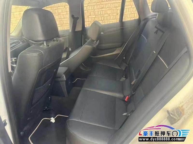 15年宝马X1轿车抵押车出售