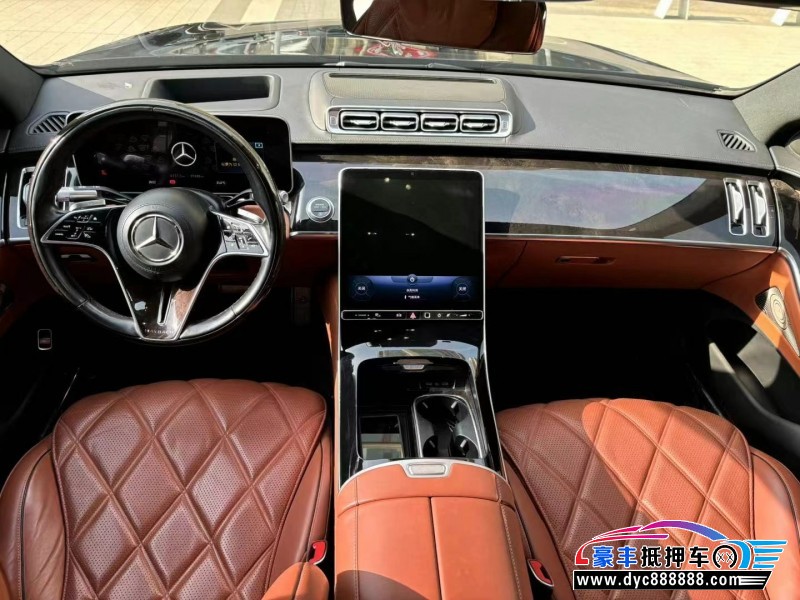 22年奔驰迈巴赫S级轿车抵押车出售