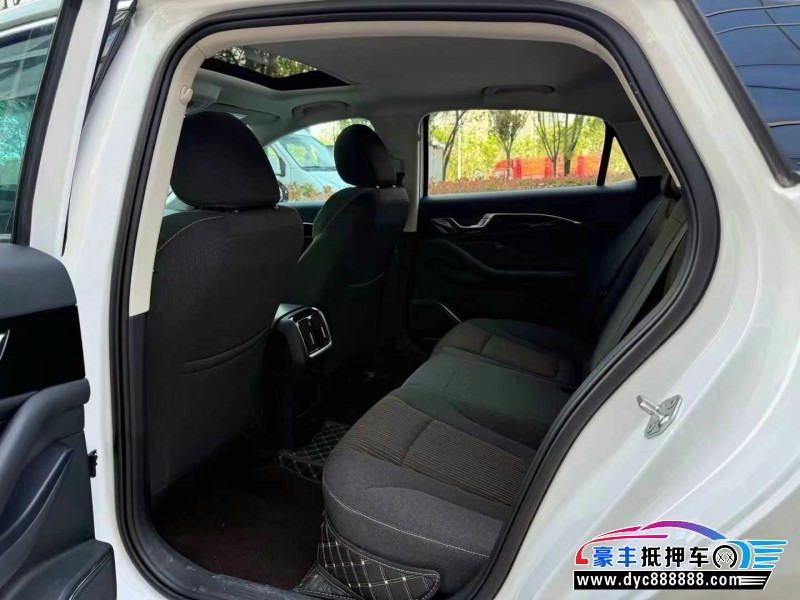 24年奔腾B70轿车抵押车出售