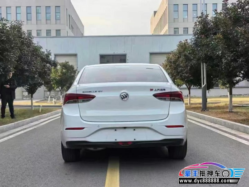 19年别克英朗轿车抵押车出售