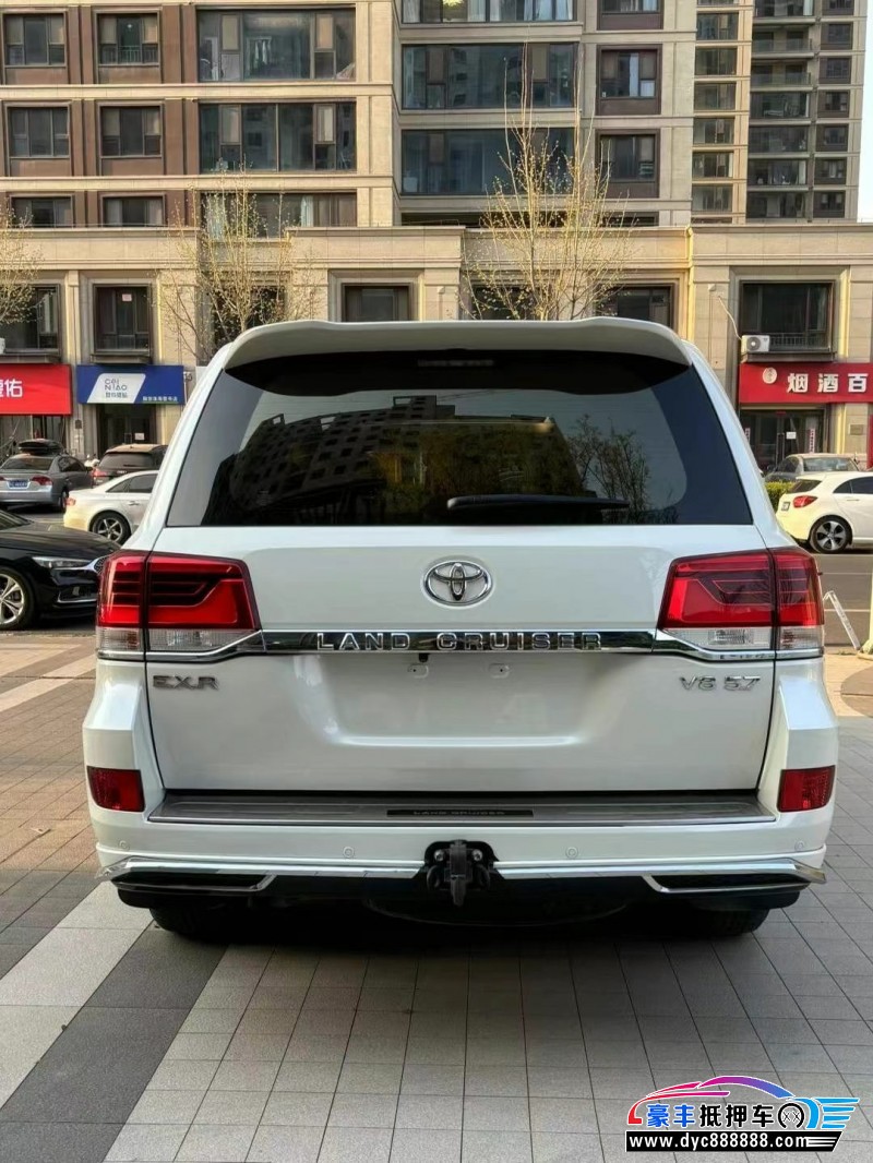 19年丰田兰德酷路泽（陆巡）轿车抵押车出售