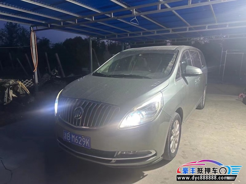 11年别克GL8轿车抵押车出售