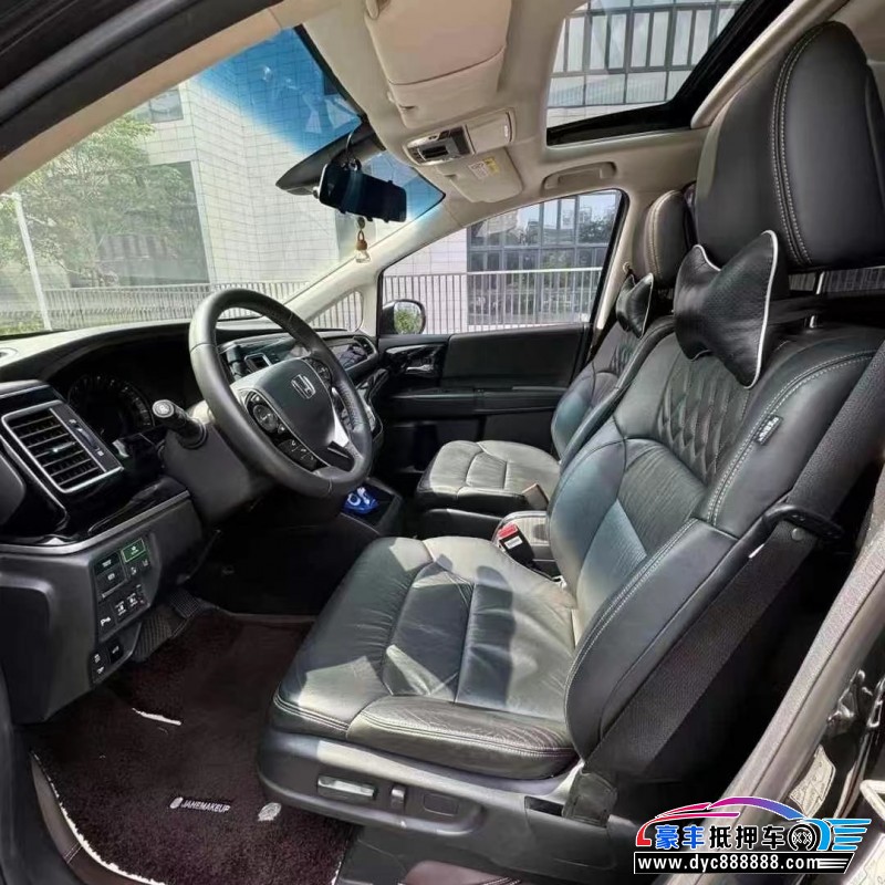 20年本田艾力绅轿车抵押车出售