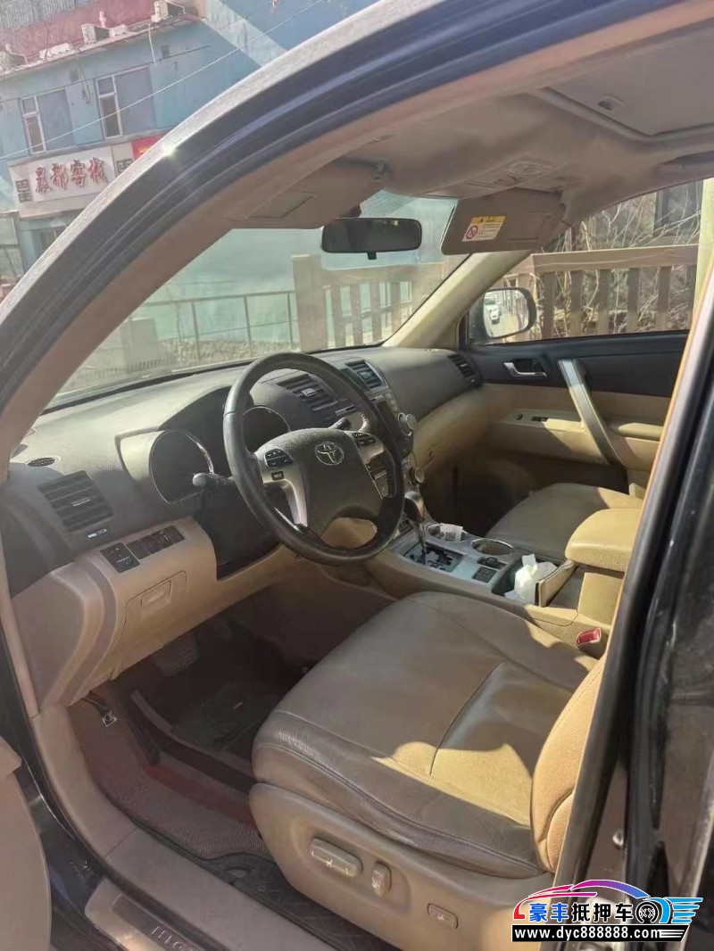 13年丰田汉兰达轿车抵押车出售