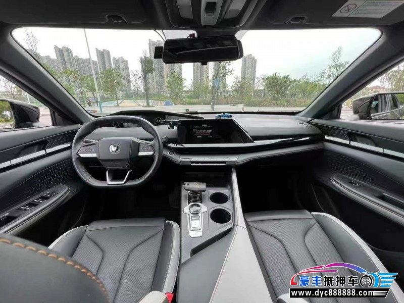 23年长安长安UNI轿车抵押车出售