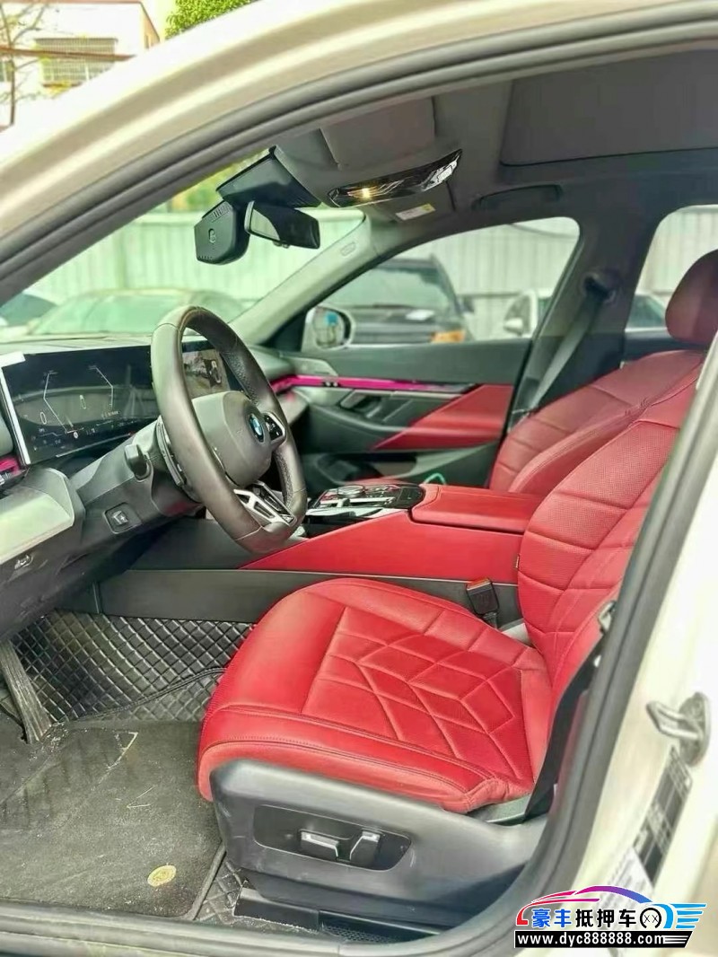 24年宝马5系轿车抵押车出售