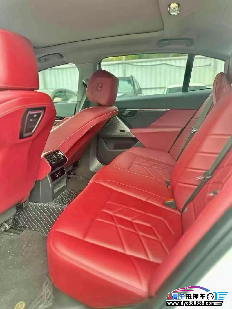 24年宝马5系轿车抵押车出售