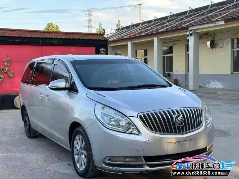 13年别克GL8轿车抵押车出售