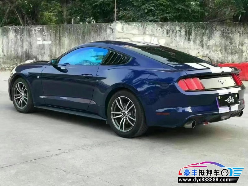 17年福特野马轿车抵押车出售