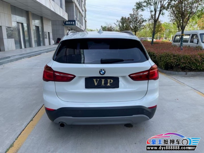 17年宝马X1轿车抵押车出售