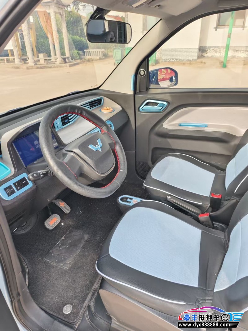 21年五菱汽车迷你轿车抵押车出售