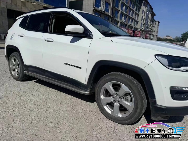 18年Jeep指南者轿车抵押车出售