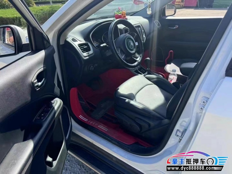 18年Jeep指南者轿车抵押车出售