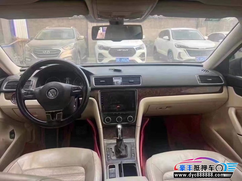 12年大众帕萨特轿车抵押车出售