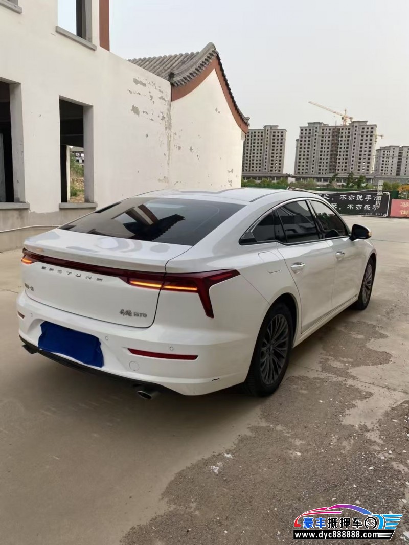 24年奔腾B70轿车抵押车出售