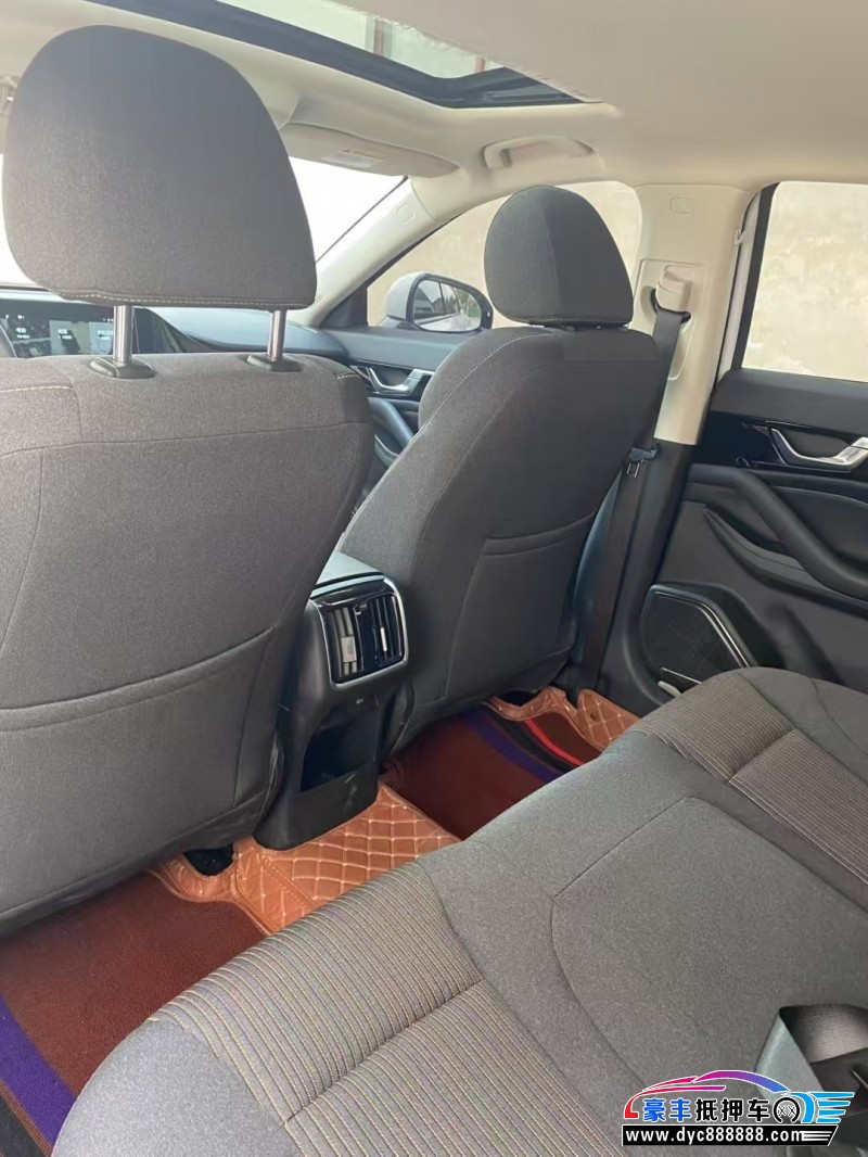 24年奔腾B70轿车抵押车出售