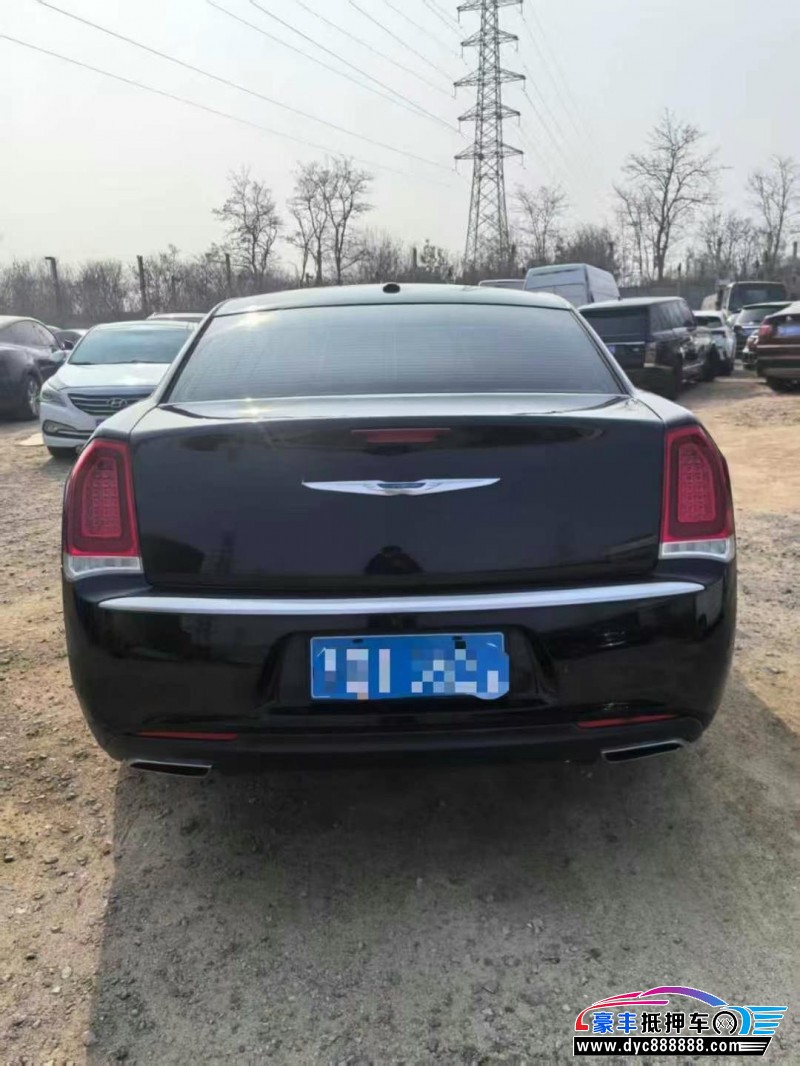 18年克莱斯勒300C轿车抵押车出售