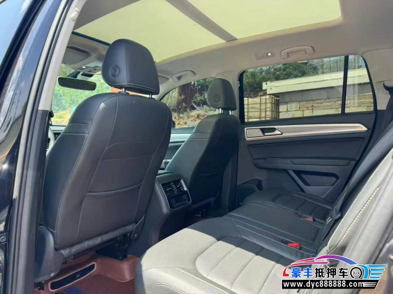 20年大众途昂轿车抵押车出售