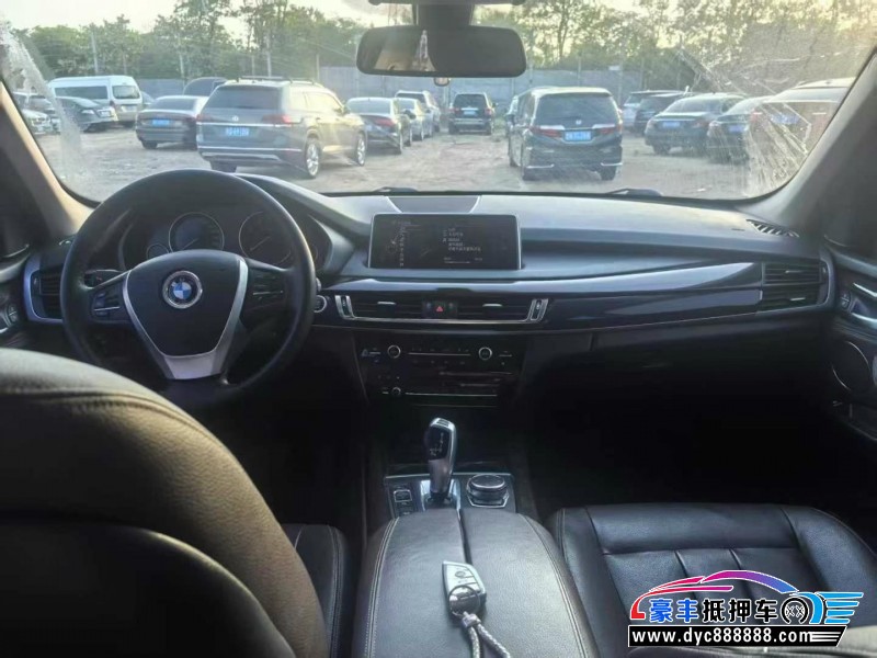 16年宝马X5轿车抵押车出售