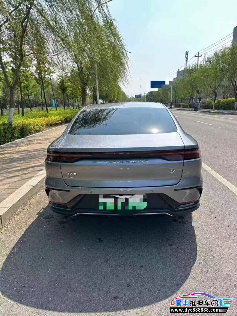 25年比亚迪汉轿车抵押车出售