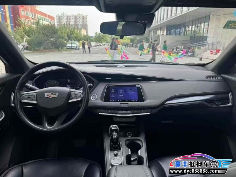 20年凯迪拉克XT4轿车抵押车出售