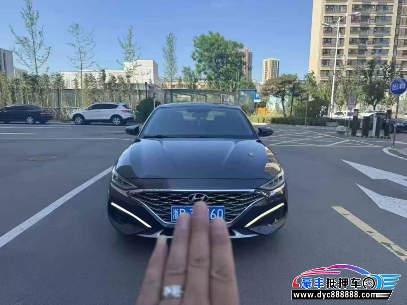 20年现代菲斯塔轿车抵押车出售