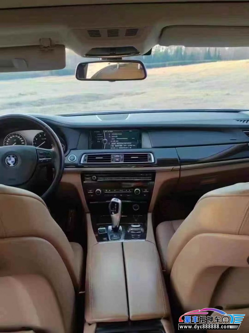 12年宝马7系轿车抵押车出售