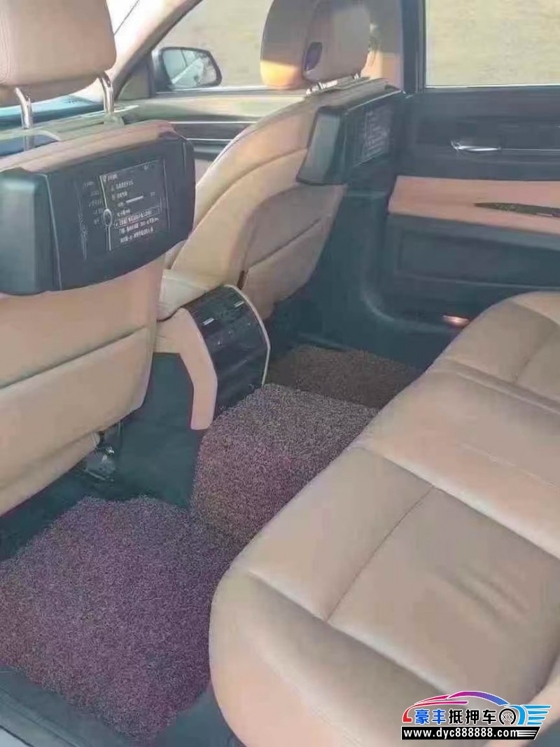 12年宝马7系轿车抵押车出售