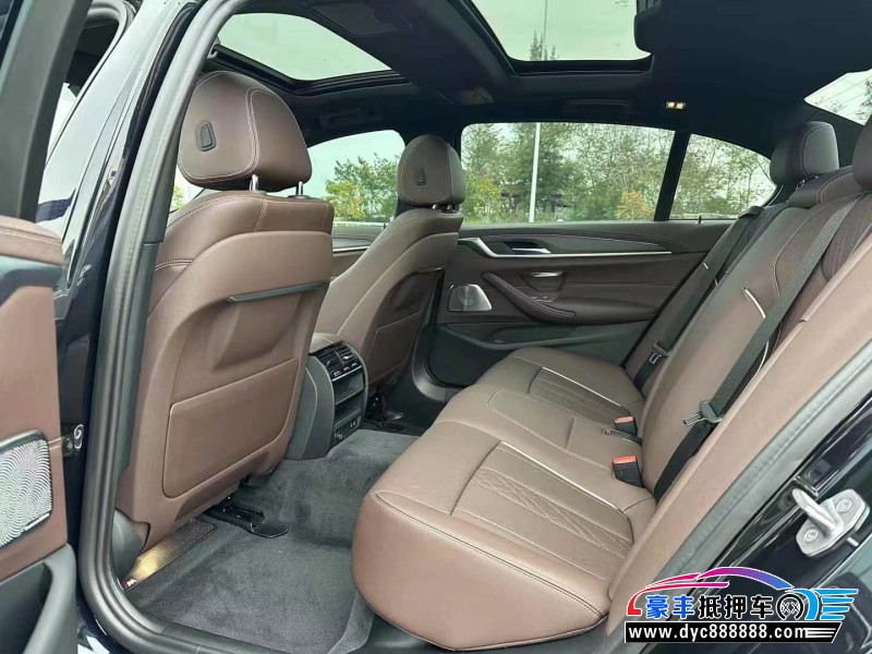 22年宝马5系轿车抵押车出售