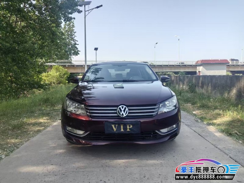 13年大众帕萨特轿车抵押车出售
