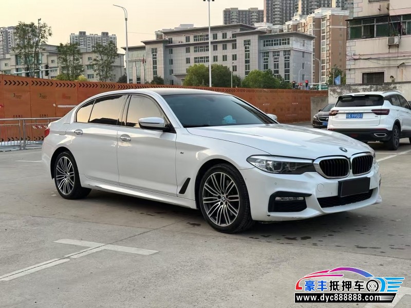 17年宝马5系轿车抵押车出售