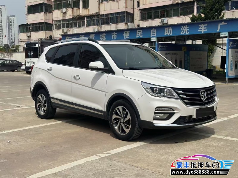 19年宝骏560轿车抵押车出售