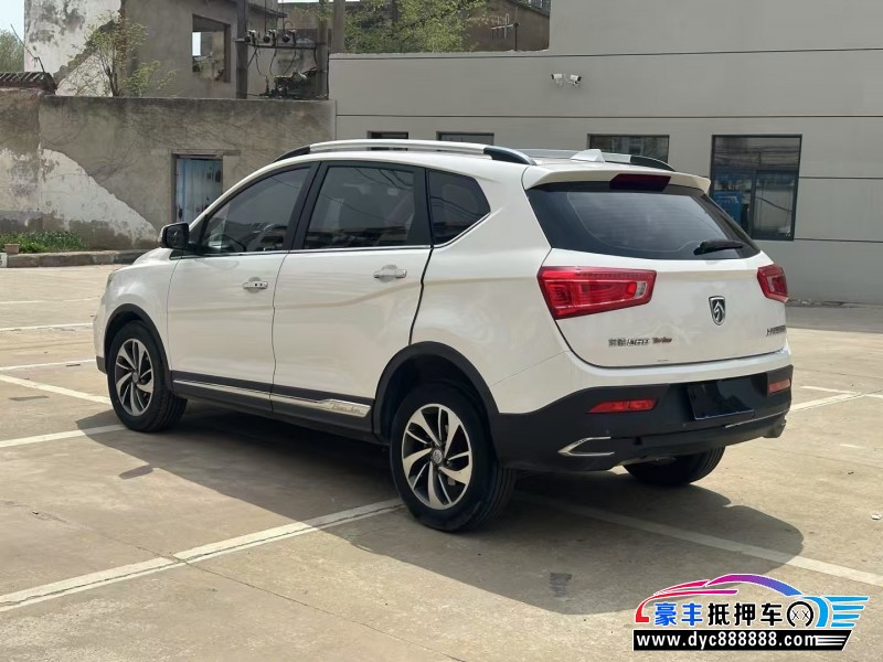 19年宝骏560轿车抵押车出售