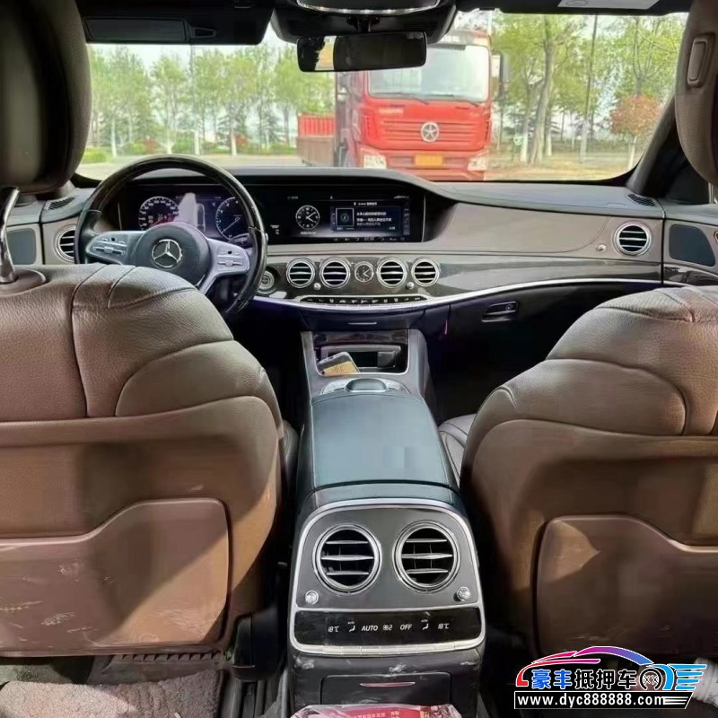 19年奔驰S轿车抵押车出售