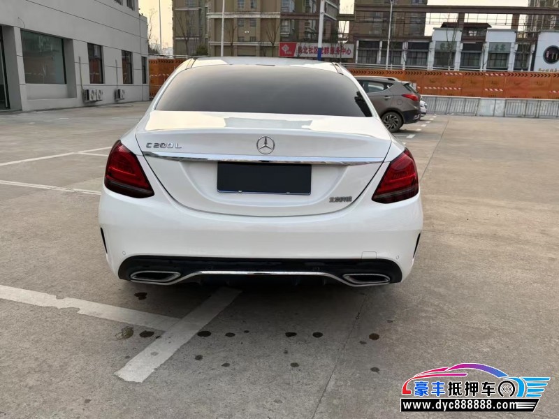 20年奔驰C轿车抵押车出售